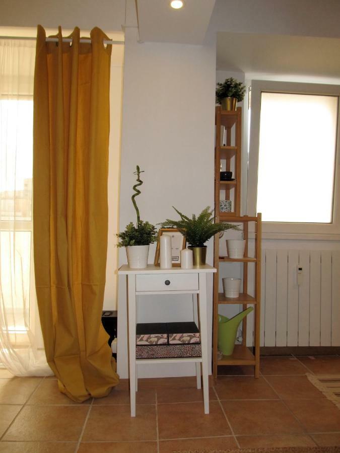 My Little Studio Bukarest Eksteriør billede